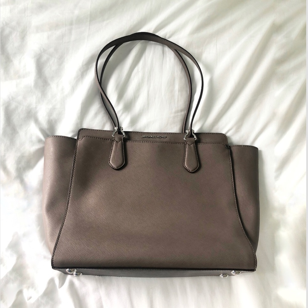 Micheal Kors Taupe Shoulder Bag